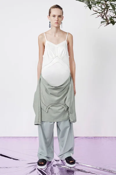 Look 15